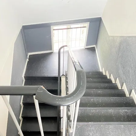 One Bedroom In Esbjerg, Smedegade 19 *